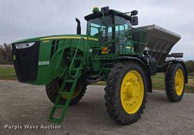 2012 John Deere 4940 Spreader