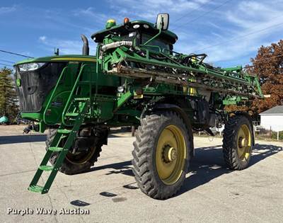 2016 John Deere R4038 Sprayer