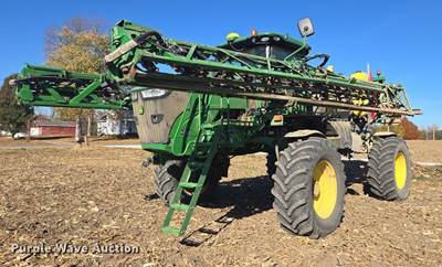 2018 John Deere R4038 Sprayer