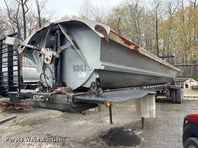 2010 Smith Co S2-40-34 Side Dump Trailer