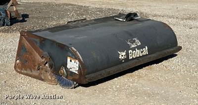 Bobcat 72 Sweeper Skid Steer Sweeper