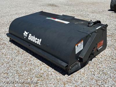 2014 Bobcat 72 Sweeper Skid Steer Sweeper