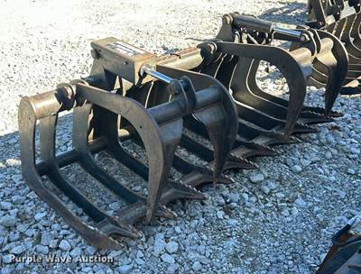 2014 Bobcat Grpl 82 Root Skid Steer Grapple Bucket