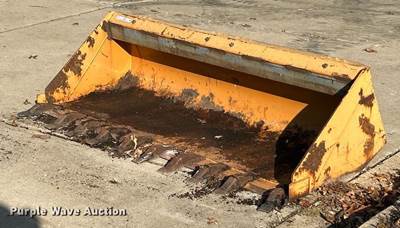 Case Skid Steer Bucket