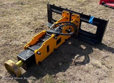 2025 Future D680 Skid Steer Pile Hammer