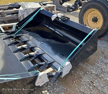 Land Pride AP-HD68LLT Skid Steer Bucket