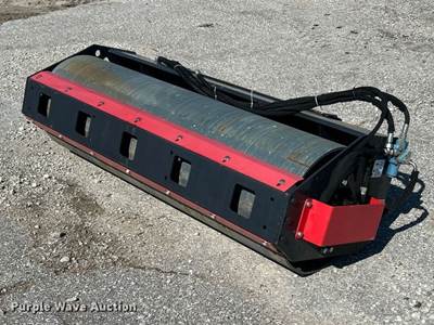 Raytree RMVR76 Skid Steer Vibratory Roller