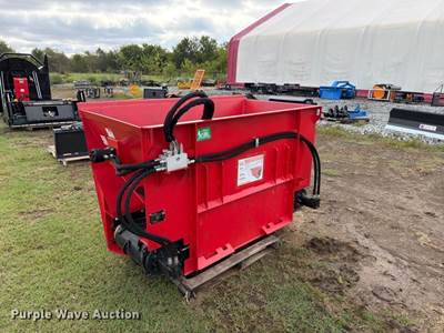 Raytree RSDB72 72" Skid Steer Side Discharge Bucket