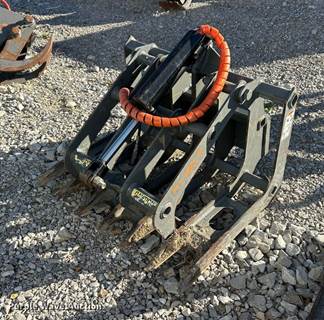 Ryan's Equipment 436 Skid Steer Grapple Bucket