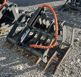 Ryan's Equipment 448 Skid Steer Grapple Bucket