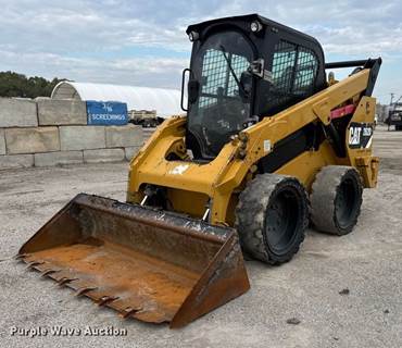 2014 Caterpillar 262D Skid Steer Loader