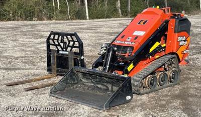 2023 Ditch Witch SK600 Compact Utility Loader