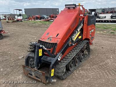 2014 Ditch Witch SK750 Compact Utility Loader