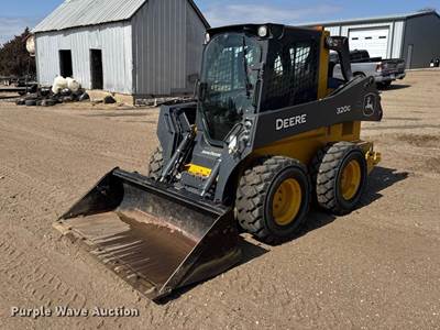 2020 John Deere 320G Skid Steer Loader
