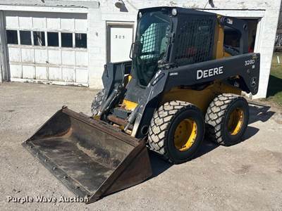 2010 John Deere 328D Skid Steer Loader