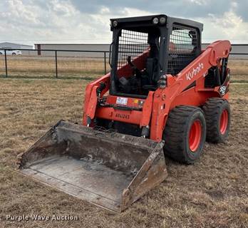 Kubota SSV75 Skid Steer Loader