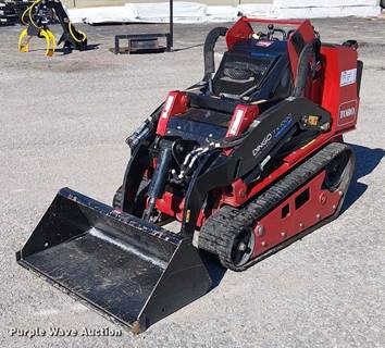 Toro Dingo TX 1000 Compact Utility Loader