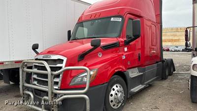2019 Freightliner Cascadia Semi Truck