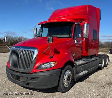 2014 International LF687 Semi Truck