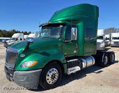 2020 International LT625 Semi Truck