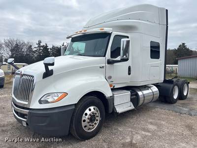 2020 International LT625 Semi Truck