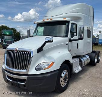 2020 International LT625 Semi Truck