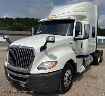 2020 International LT625 Semi Truck