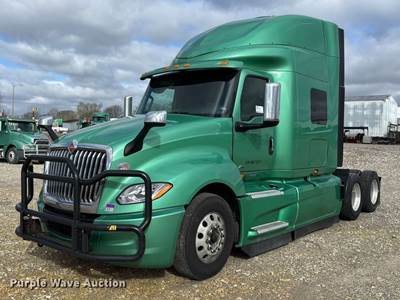 2022 International LT625 Semi Truck