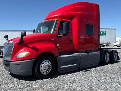 2020 International LT625 Semi Truck