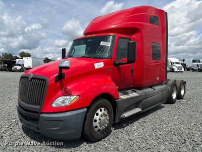 2020 International LT625 Semi Truck