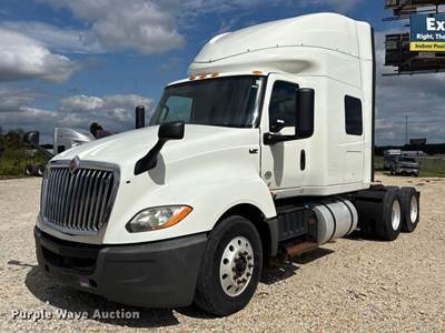 2020 International LT625 Semi Truck