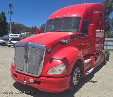 2019 Kenworth T680 Semi Truck
