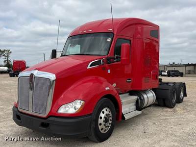 2018 Kenworth T680 Semi Truck