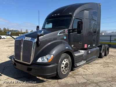 2022 Kenworth T680 Semi Truck