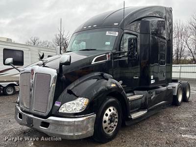 2020 Kenworth T680 Semi Truck