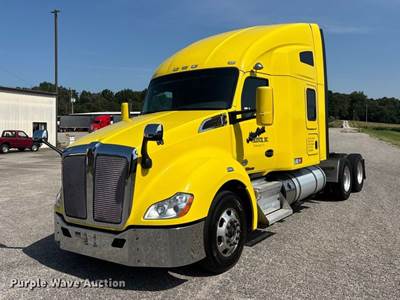 2019 Kenworth T680 Semi Truck