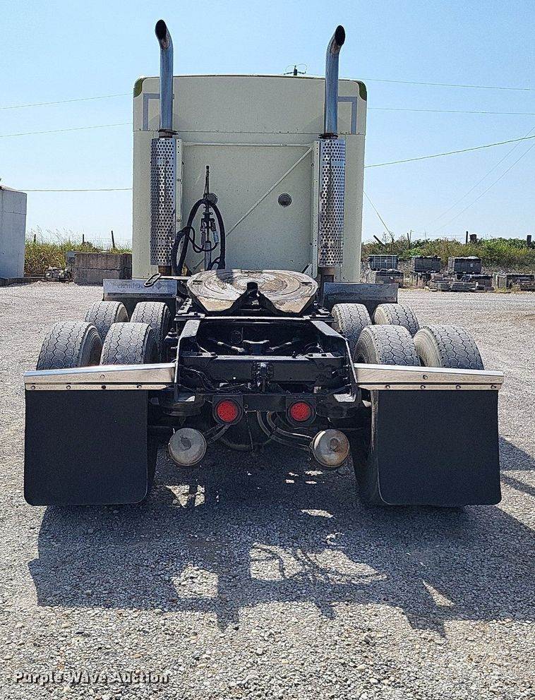 1999 Kenworth T800 Semi Truck For Sale Perryville, MO DO4692