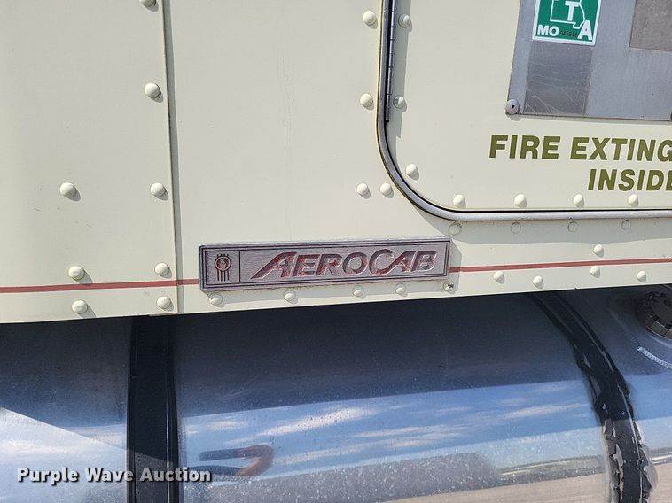 1999 Kenworth T800 Semi Truck For Sale Perryville, MO DO4692