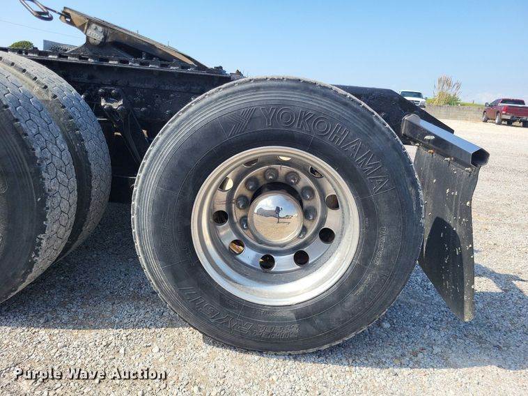 1999 Kenworth T800 Semi Truck For Sale Perryville, MO DO4692