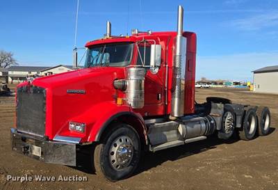 2021 Kenworth T800 Semi Truck