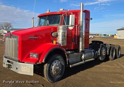 2022 Kenworth T800 Semi Truck