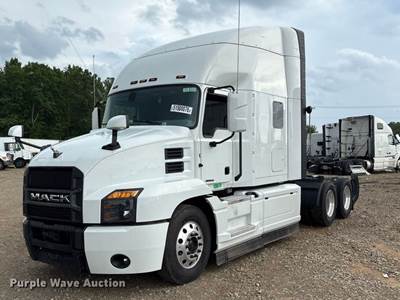 2023 Mack Anthem Semi Truck
