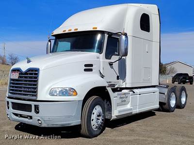 2014 Mack Cxu Semi Truck