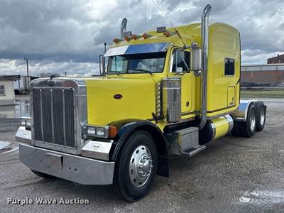 2003 Peterbilt 379 Semi Truck
