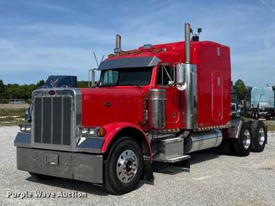 2004 Peterbilt 379 Semi Truck