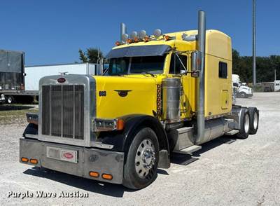 2003 Peterbilt 379 Semi Truck