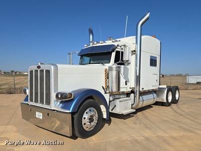 2008 Peterbilt 389 Semi Truck