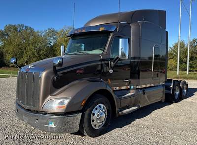 2020 Peterbilt 579 Semi Truck