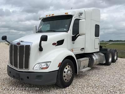 2019 Peterbilt 579 Semi Truck