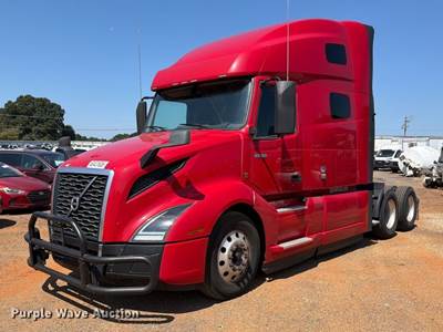 2022 Volvo VNL Semi Truck